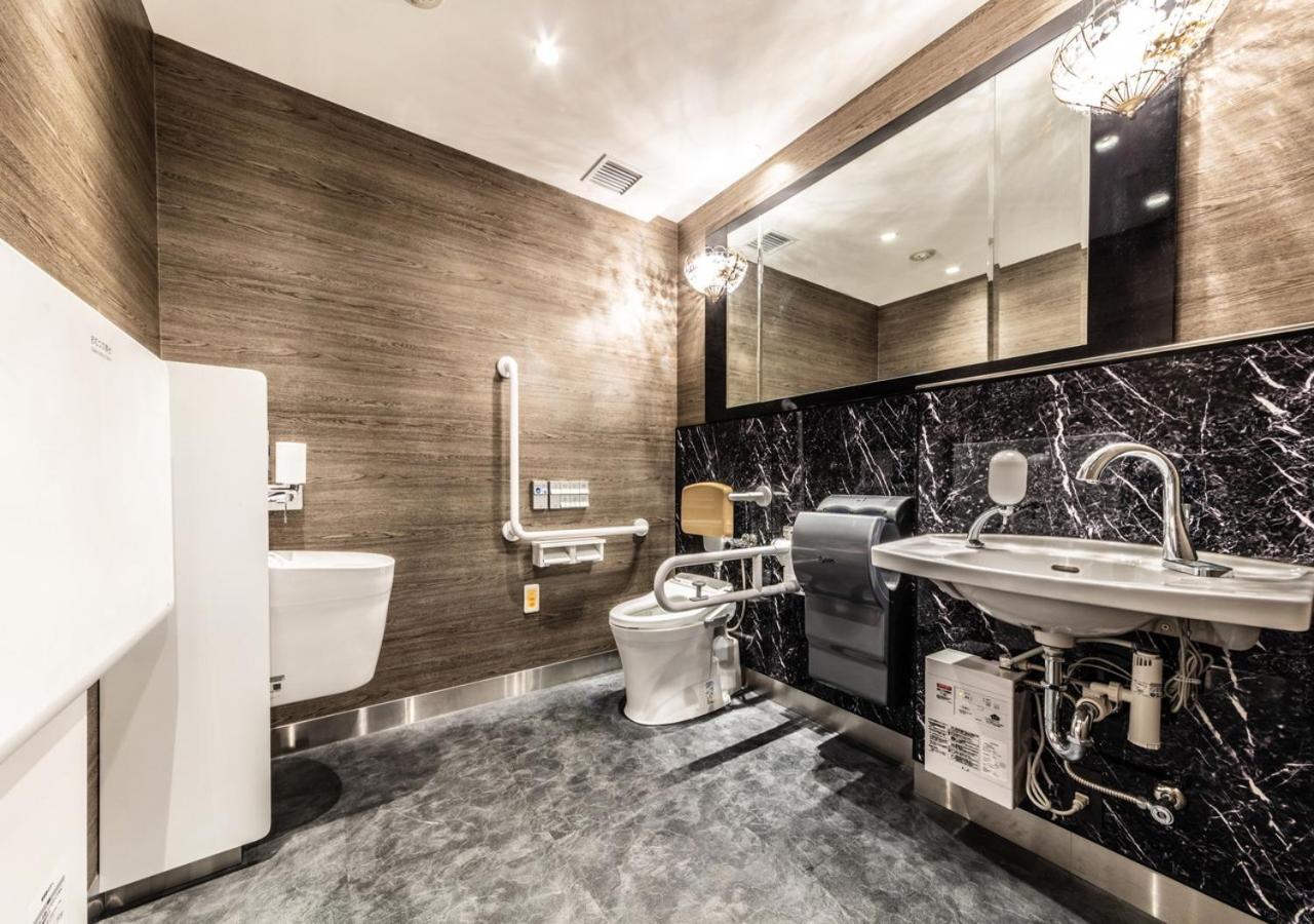 Apa Hotel Higashi Shinjuku Kabukicho Tower طوكيو المظهر الخارجي الصورة